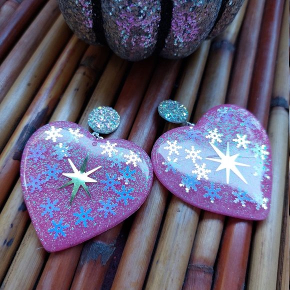Starburst w Snowflakes Pink Heart Earrings, Resin Festive Holiday - Picture 2 of 6